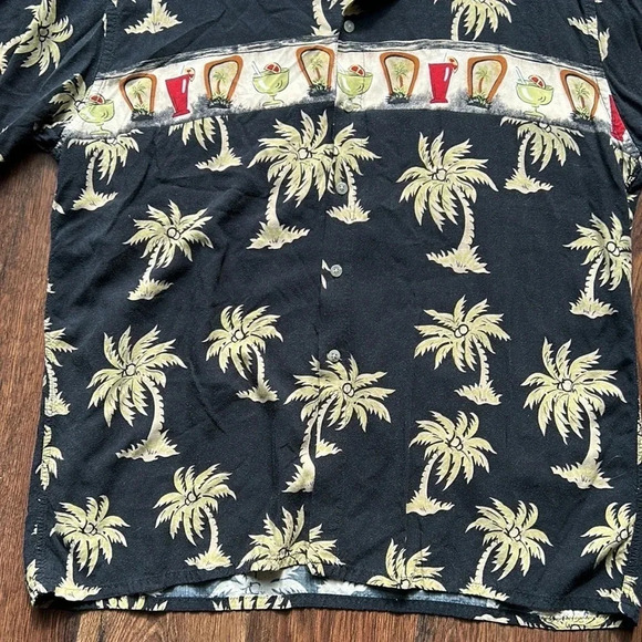 Men's Pierre Cardin Vintage Tropical Shirt | Beach | Vacation | Palm Trees - Picture 4 of 8